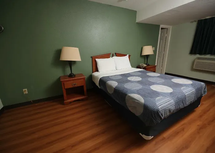 Texas Inn Waxahachie