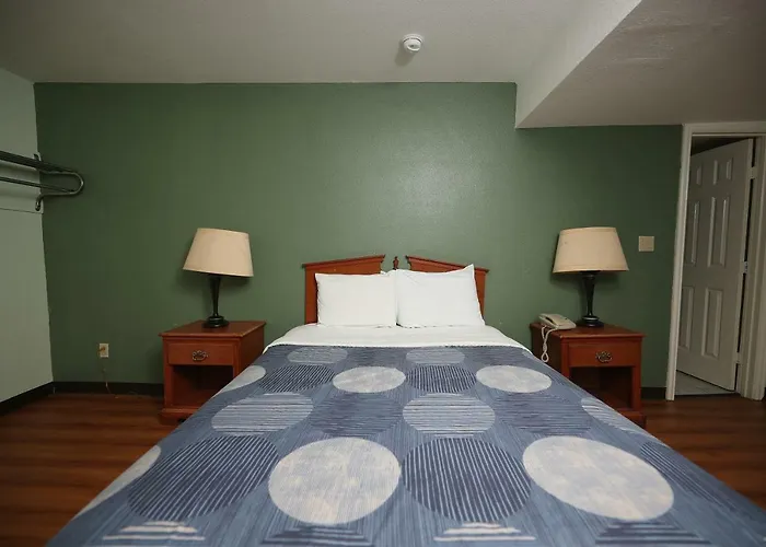 Texas Inn Waxahachie